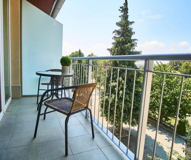 Sunshine 208 Apartman Balatonszarszo Buitenkant foto
