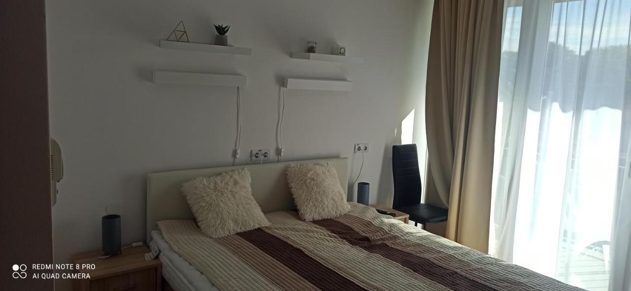 Sunshine 208 Apartman Balatonszarszo Buitenkant foto
